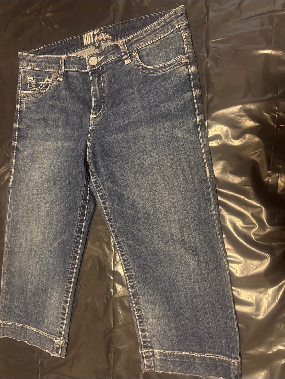 Kut from the Kloth Medium Wash Cropped Ankle Jeans